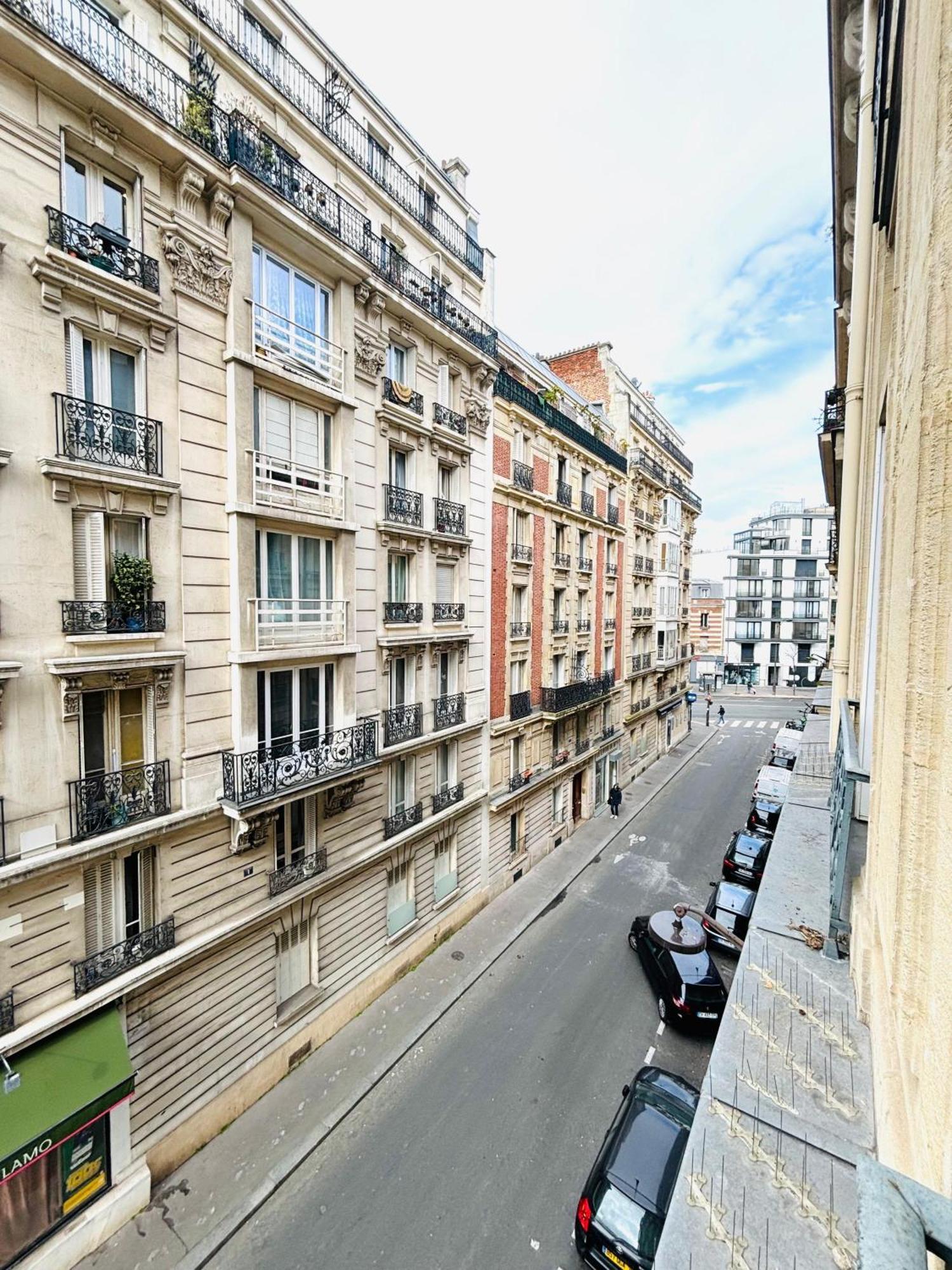 Apartment Tour Eiffel Chapu *